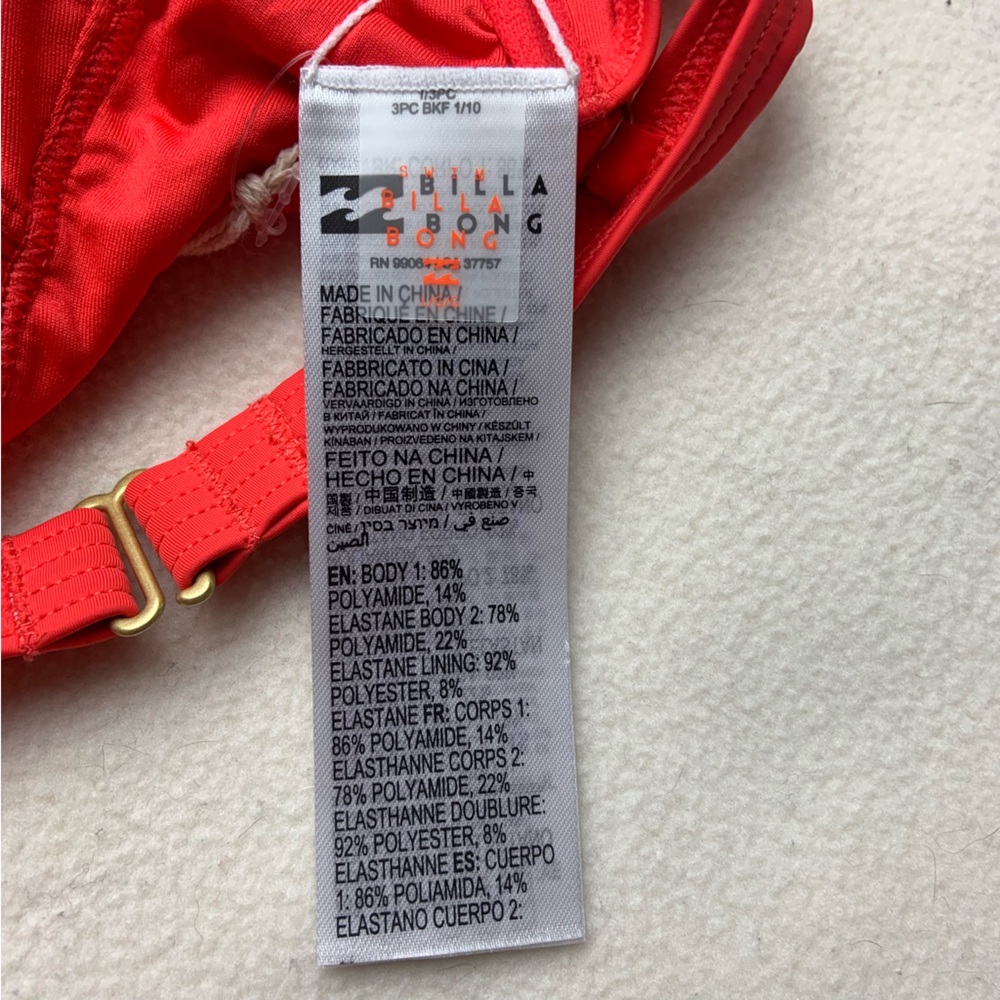 NWT New Billabong Bright Poppy Red Lined Up Tyler Underwired Bikini Top - Picture 5 of 5